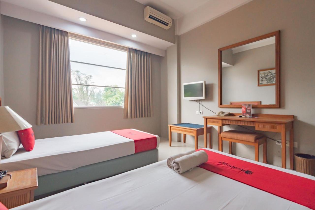 Reddoorz Near Institut Teknologi Bandung 2 Hotel Ngoại thất bức ảnh