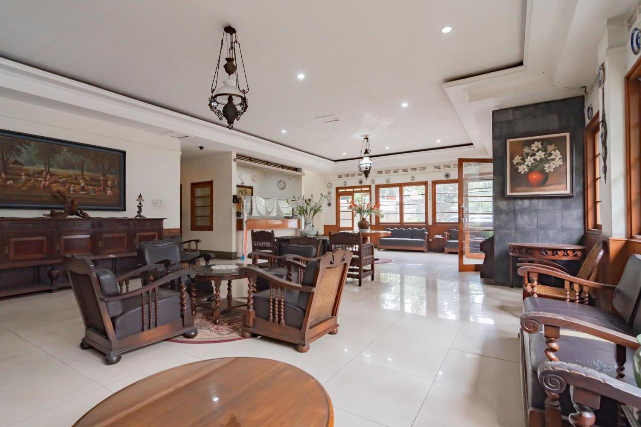 Reddoorz Near Institut Teknologi Bandung 2 Hotel Ngoại thất bức ảnh