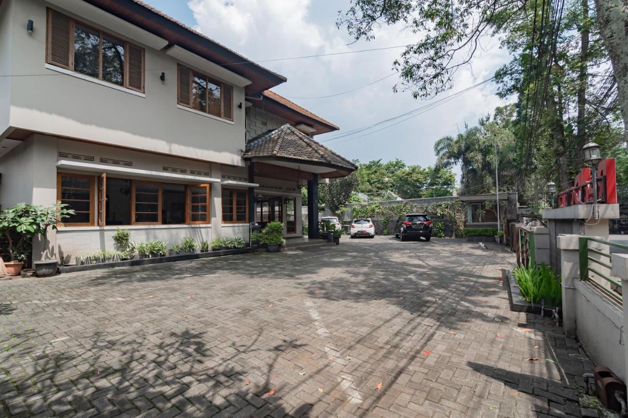 Reddoorz Near Institut Teknologi Bandung 2 Hotel Ngoại thất bức ảnh