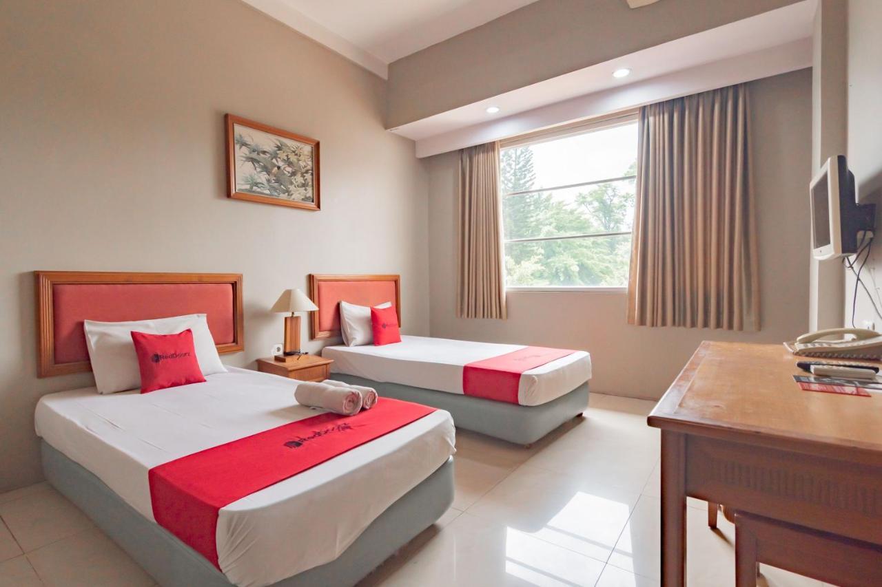 Reddoorz Near Institut Teknologi Bandung 2 Hotel Ngoại thất bức ảnh