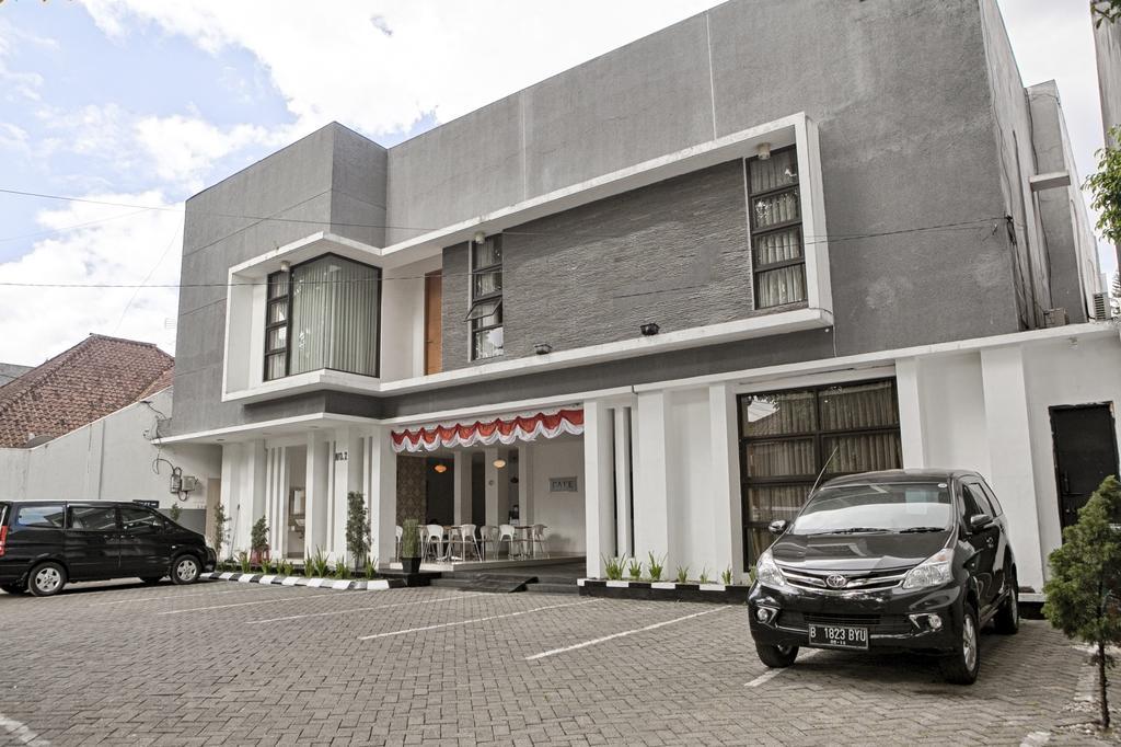 Reddoorz Near Institut Teknologi Bandung 2 Hotel Ngoại thất bức ảnh